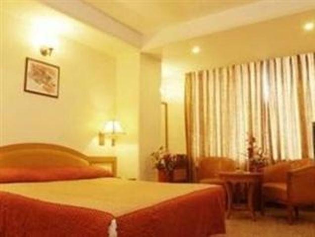The Ambience Hotel Pune Zimmer foto